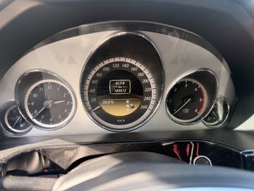Mercedes E 200 - 10