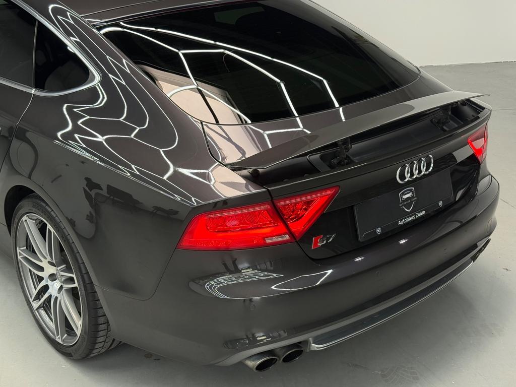 Audi S7 4.0 TFSI V8 quattro, Foto 14 von 50