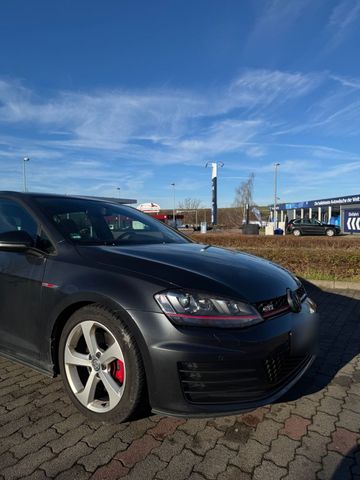 Volkswagen VW Golf 7 GTI