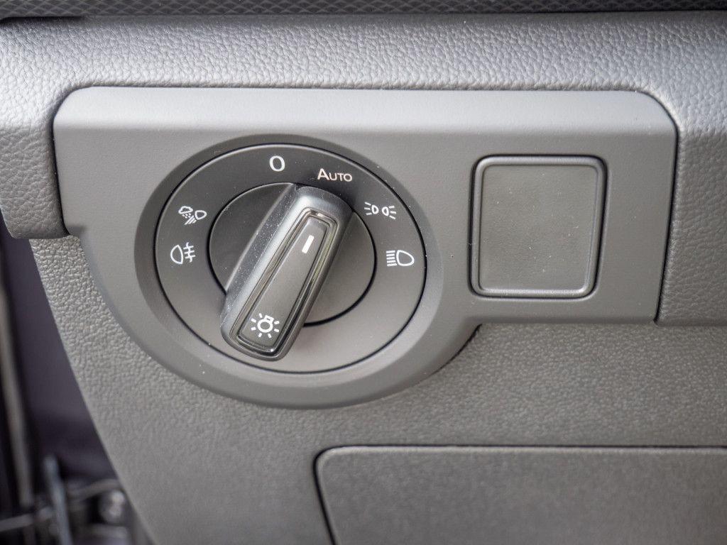 Volkswagen T-Cross 1.0 l TSI DSG R-Line Navi R-Kam PDC SHZ, миниатюра 19