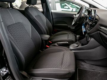 Ford Fiesta Titanium LED ACC PDC Klima Winter-Paket