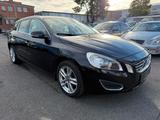 Volvo V60 Kombi Summum - Volvo V60 Summum mit Benzin-Antrieb