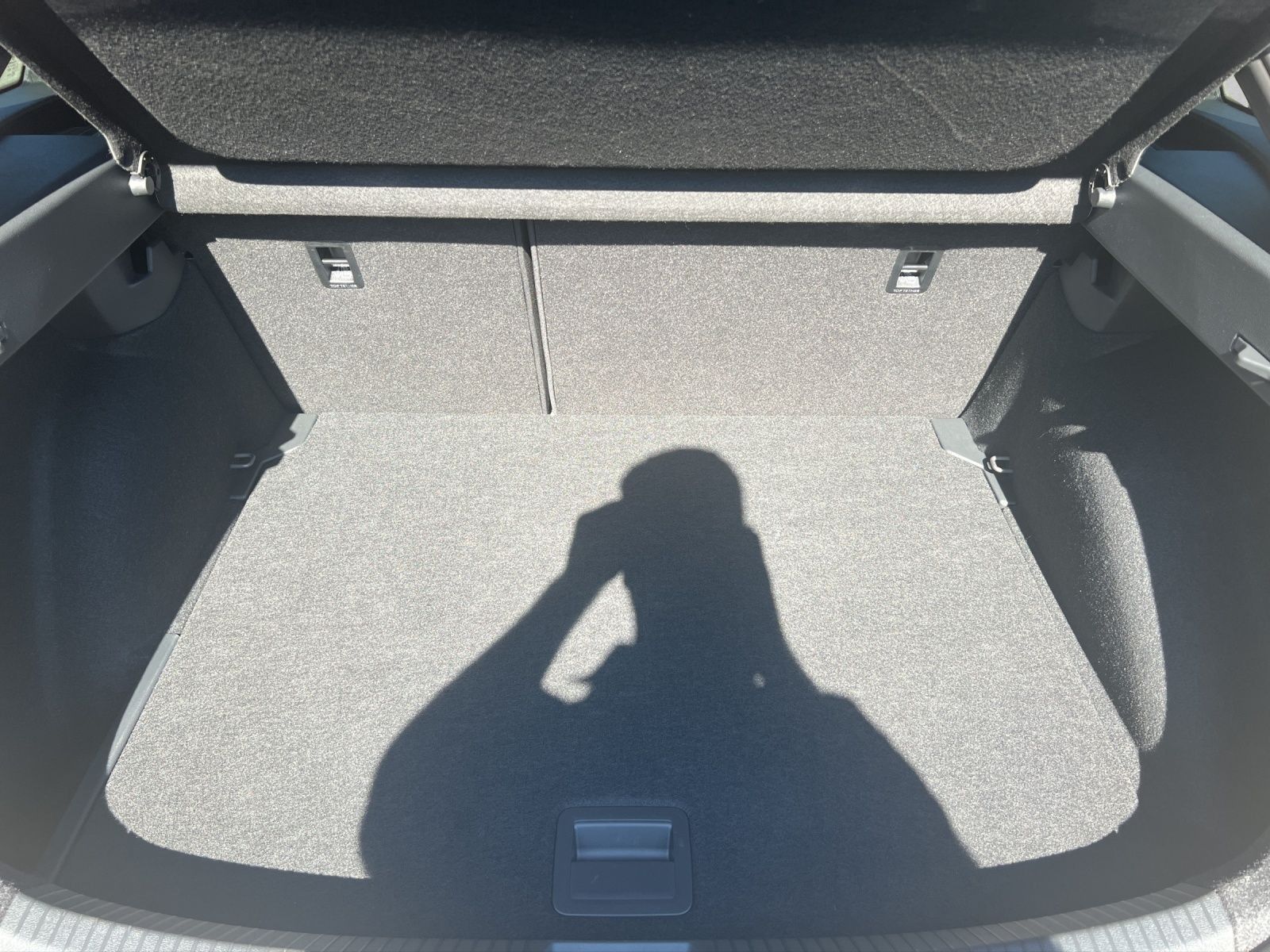 Taigo R-Line 1.5 TSI DSG AHK*Navi*Kamera*Pano