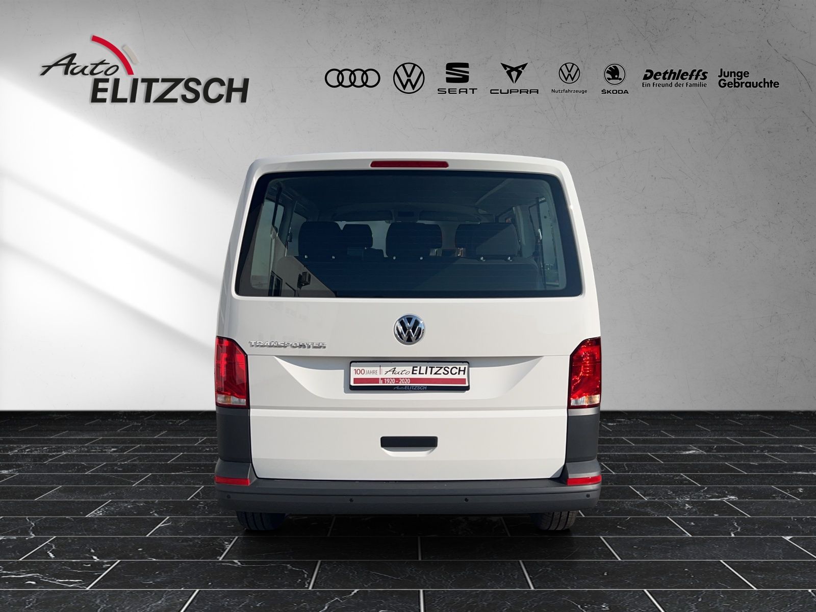 Fahrzeugabbildung Volkswagen T6 Kombi T6.1 TDI 9 Sitzer LR Klima, PDC, AHK Vo