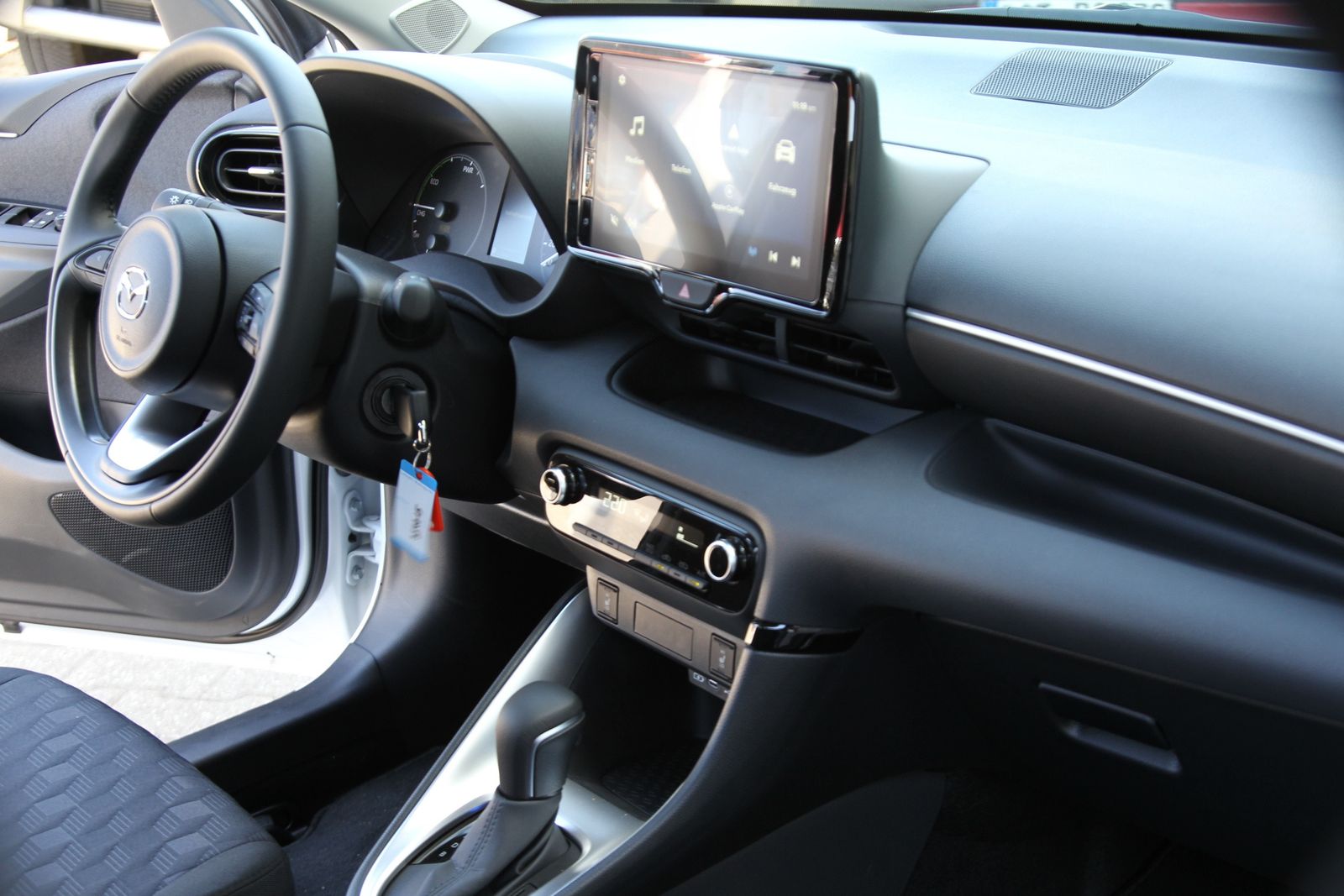 Mazda 2 Hybrid - Bild 15