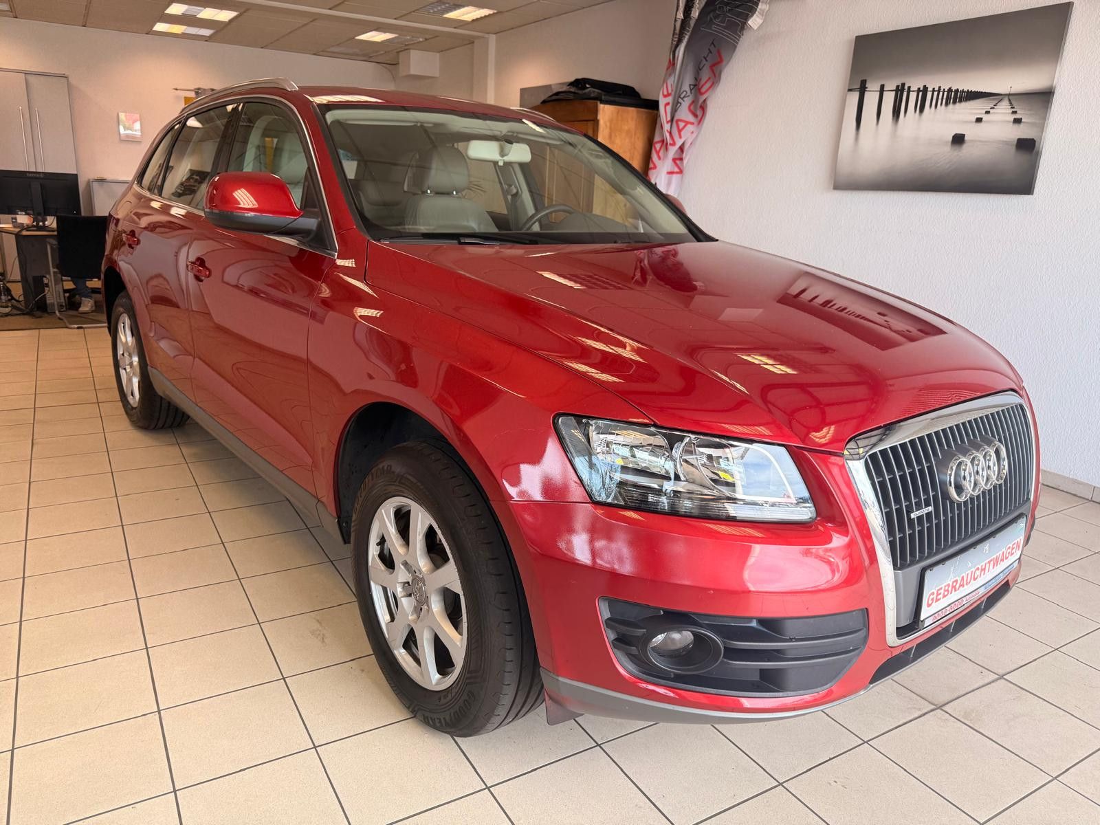 Fahrzeugabbildung Audi Q5 2.0 TFSI 132 kW quattro/AHK/8.FACH BEREIFT