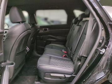 KIA Sorento - 11