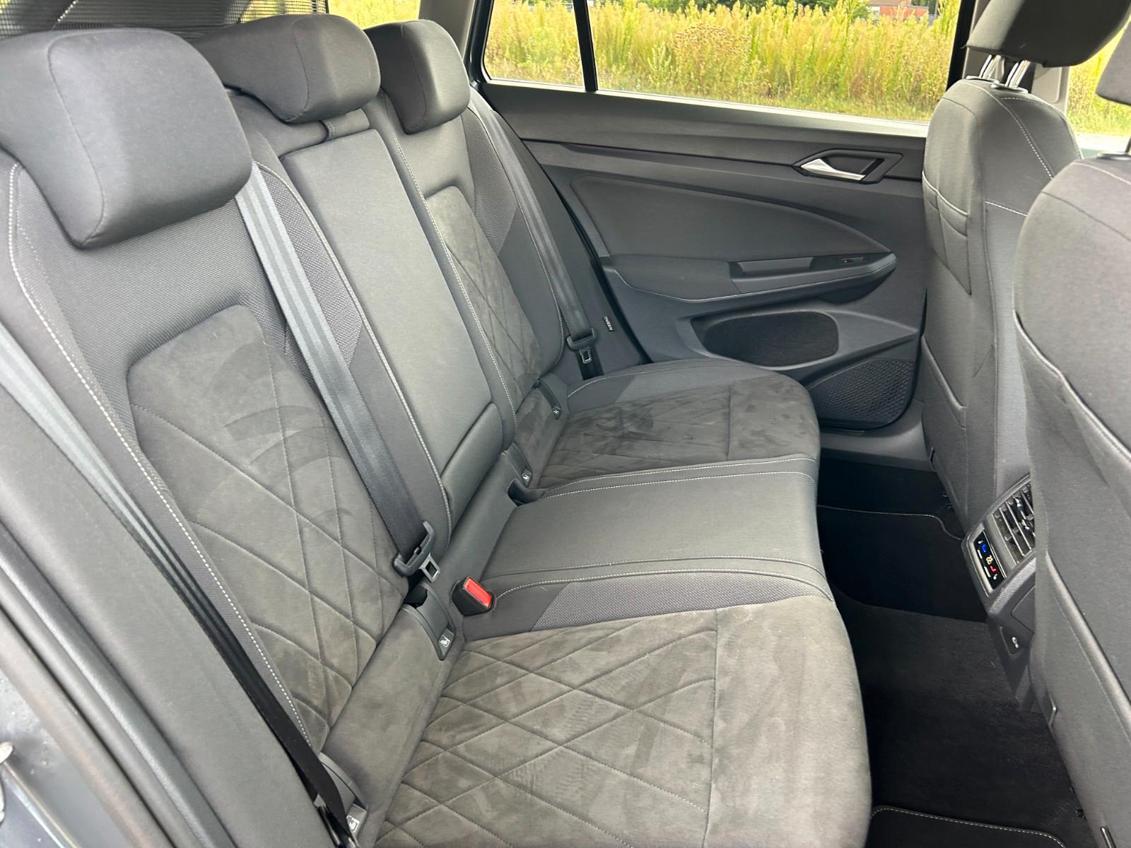 Volkswagen Golf VIII Variant Style 2.0 TSI 4Motion Kamera, миниатюра 20