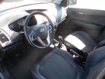 Hyundai i20 Style Allwetter + Klimaaut.+ Sitzh.