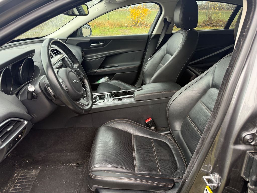 JAGUAR Xe – Bild 9 von 14