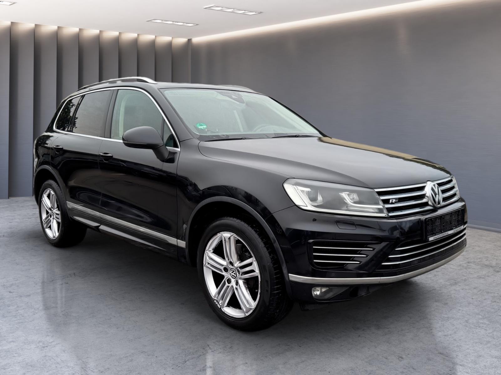 Volkswagen Touareg V8 4.2TDI FACELIFT R-LINE*LANE*ACC*AHK*