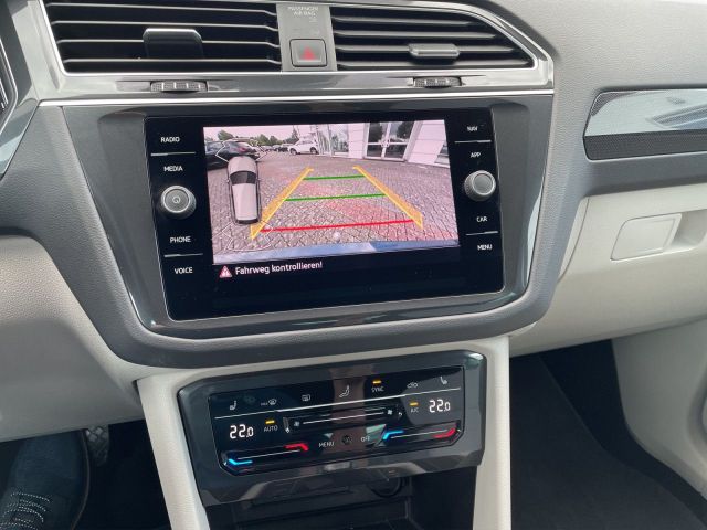 Tiguan Elegance 2.0 TDI DSG Sportpaket Bluetooth