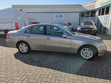 Mercedes E 200 - 5