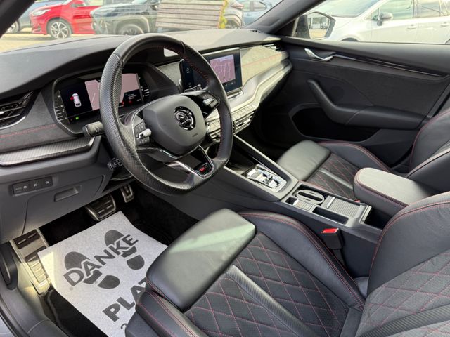 Skoda Octavia Combi RS-LED-AHK-SHZ-CarPlay-Ambi