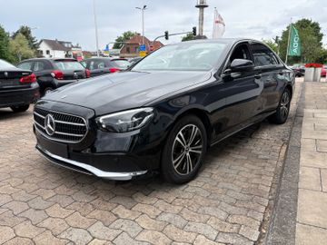 Fahrzeugabbildung Mercedes-Benz E 220 d Lim. 4Matic AUt. Navi Burmester SHZ uvm.