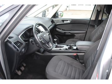 Fahrzeugabbildung Ford Galaxy 1.5 Titanium +7-SITZER+3-ZONEN KLIMAAUT.+