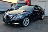 Mercedes-Benz E 300 CGI BlueEfficiency Avantgarde Navi/Xenon - gebrauchte Mercedes-Benz E 300 aus dem Jahr 2012