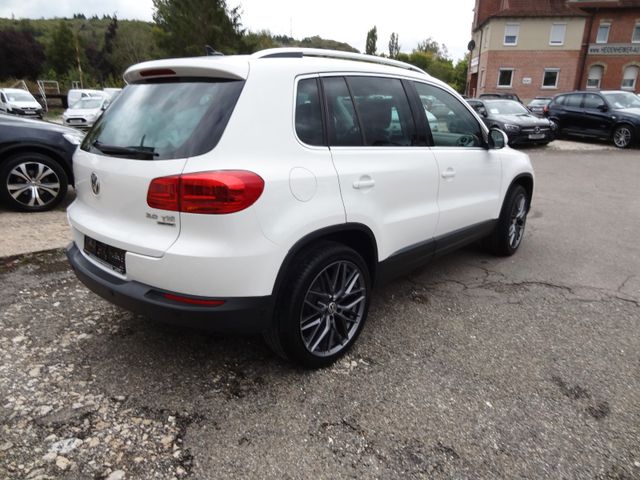 Fahrzeugabbildung Volkswagen Tiguan Sport Style 4Motion/Xenon/SitzH/PDC/Leder