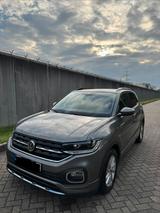 Volkswagen VW T Cross R-Line Automatik - VW T-Cross von privat
