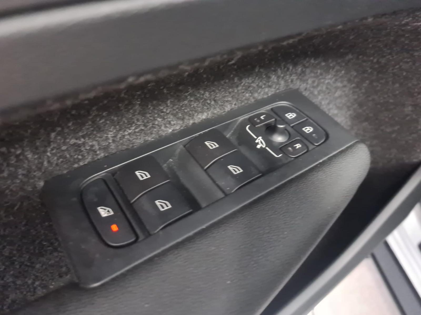 Volvo XC40 Momentum AWD/LED/Nav / 1.Hand,Kamera