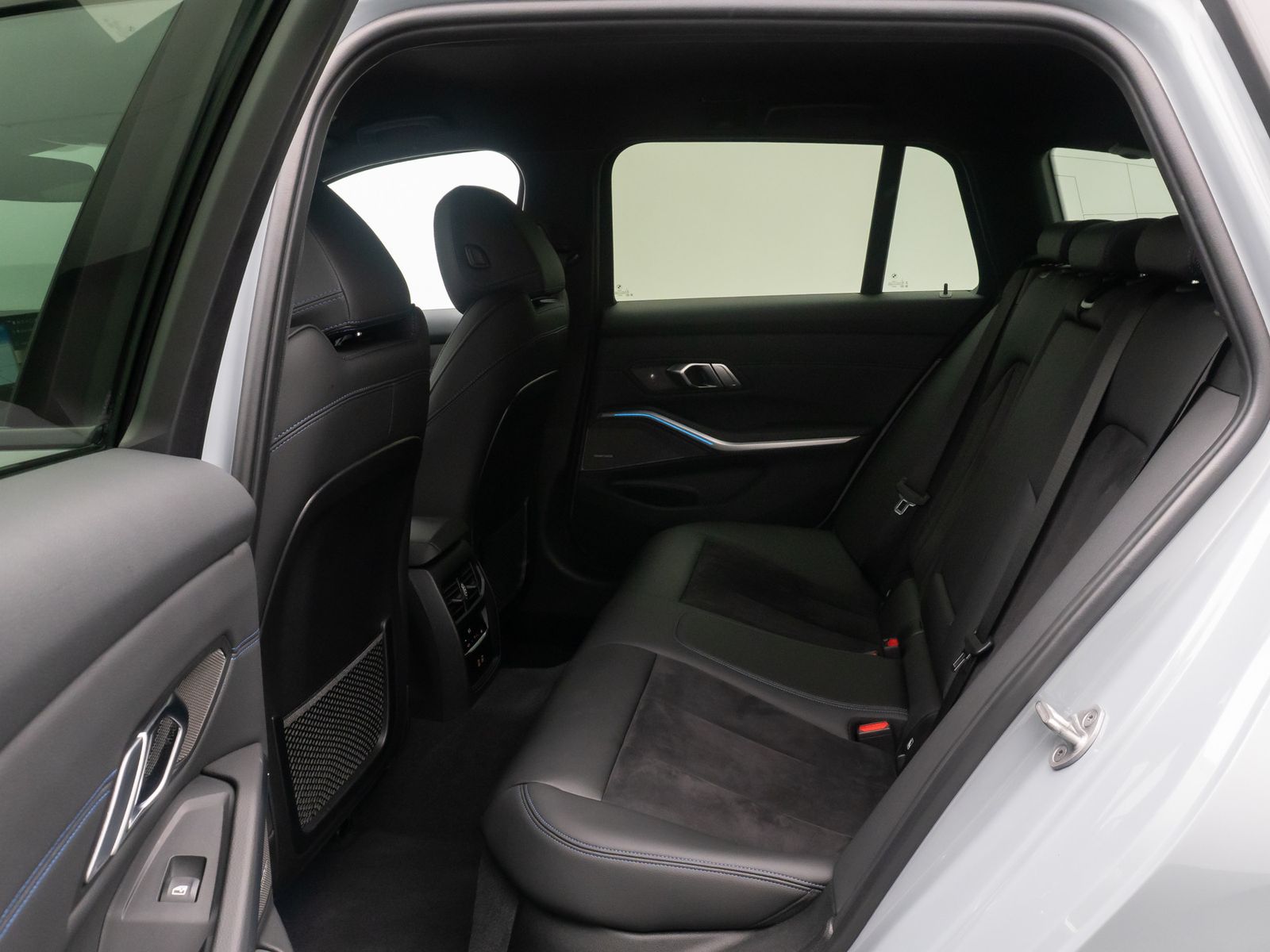 Fahrzeugabbildung BMW 330i xD M Sport DAB H/K Lenkradheizung 18Zoll