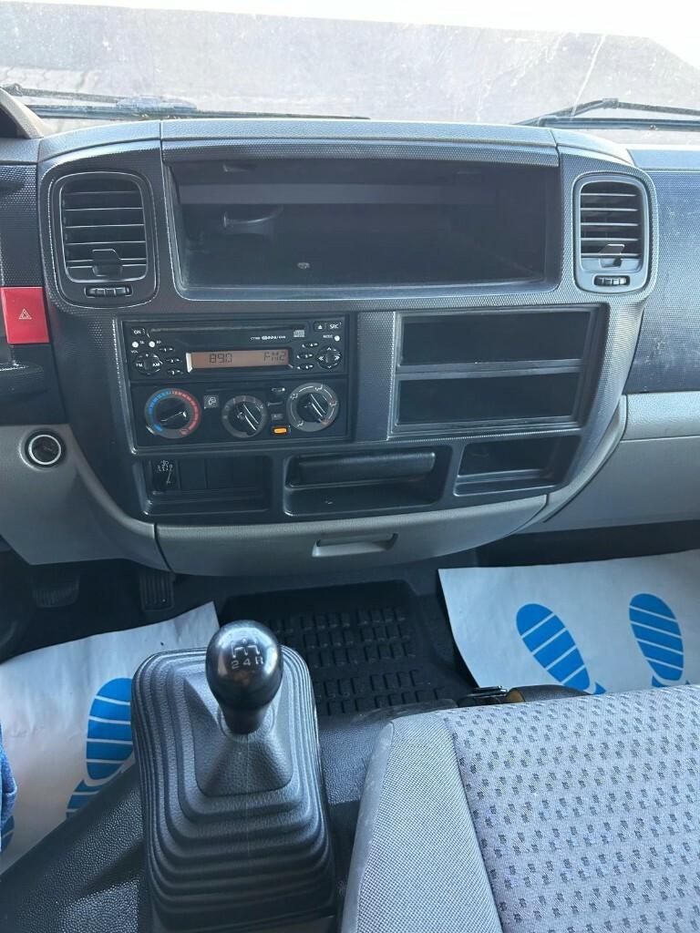 Nissan Cabstar 2007 — photo 16
