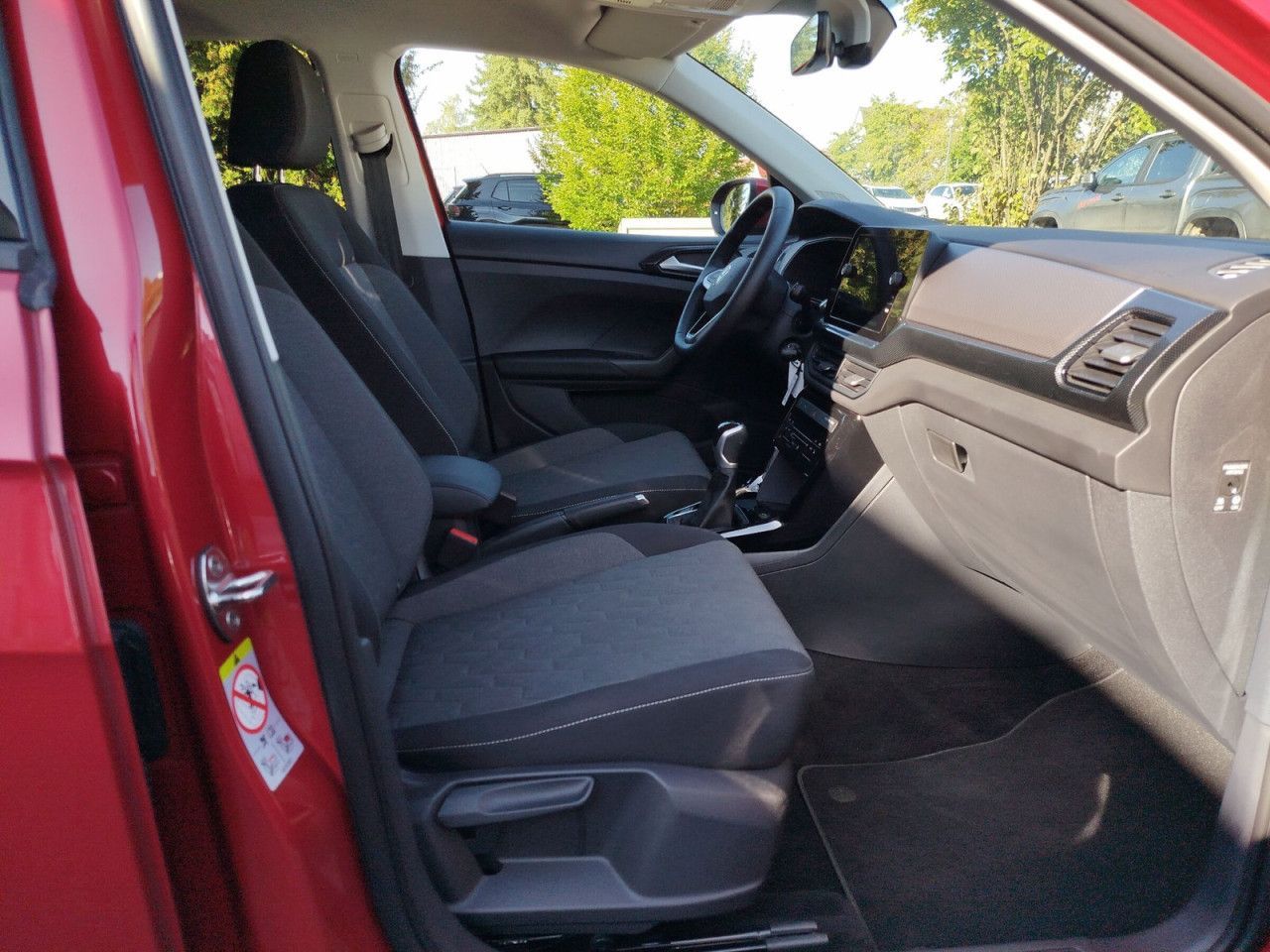 Fahrzeugabbildung Volkswagen T-Cross Life 1.0 TSI 85 kw
