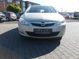 Opel Astra 1.6 Edition KLIMA ALU SITZHEIZUNG PDC - Opel Astra aus 2010: 1.6