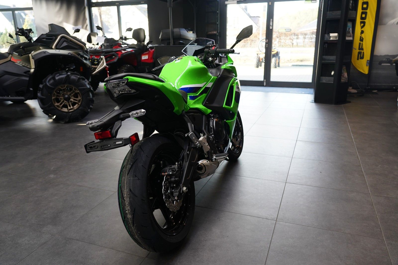 Fahrzeugabbildung Kawasaki Ninja 650   (Model 2026)