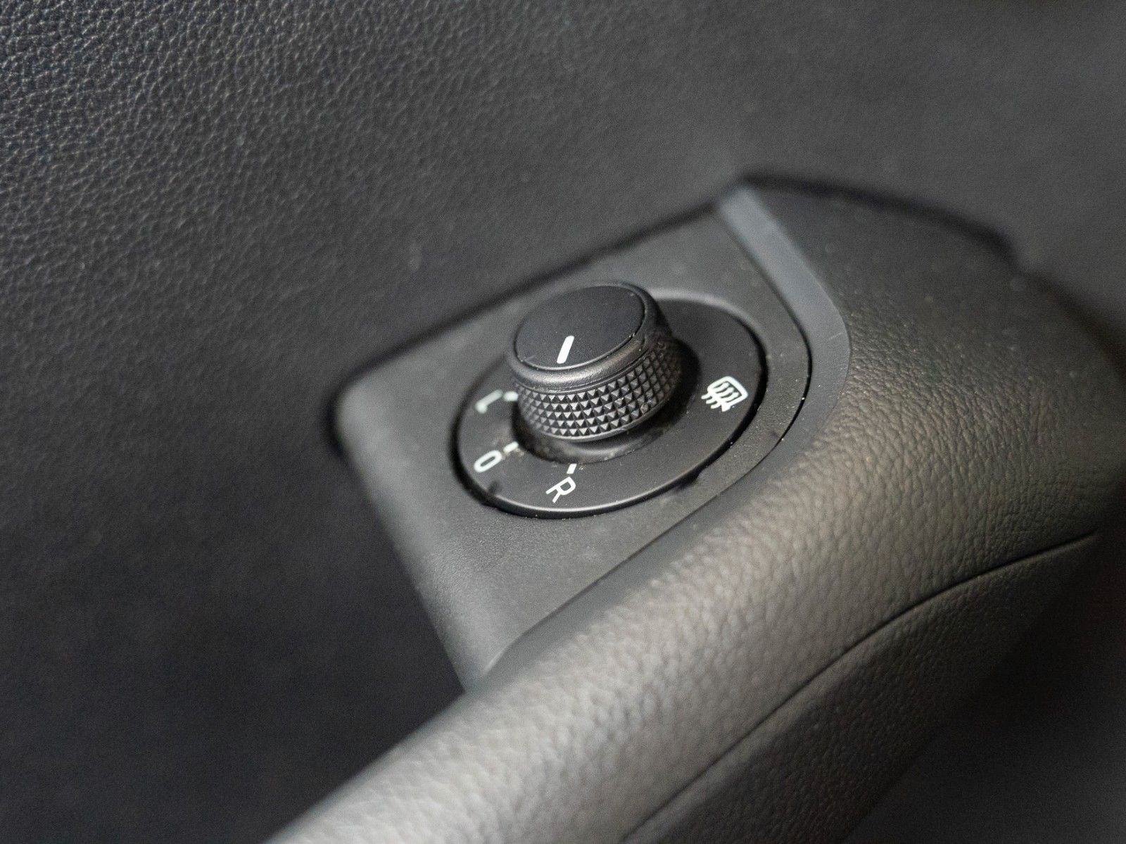 Fahrzeugabbildung SKODA Octavia Combi RS 4x4 AUTOM./SITZHZG./KAMERA