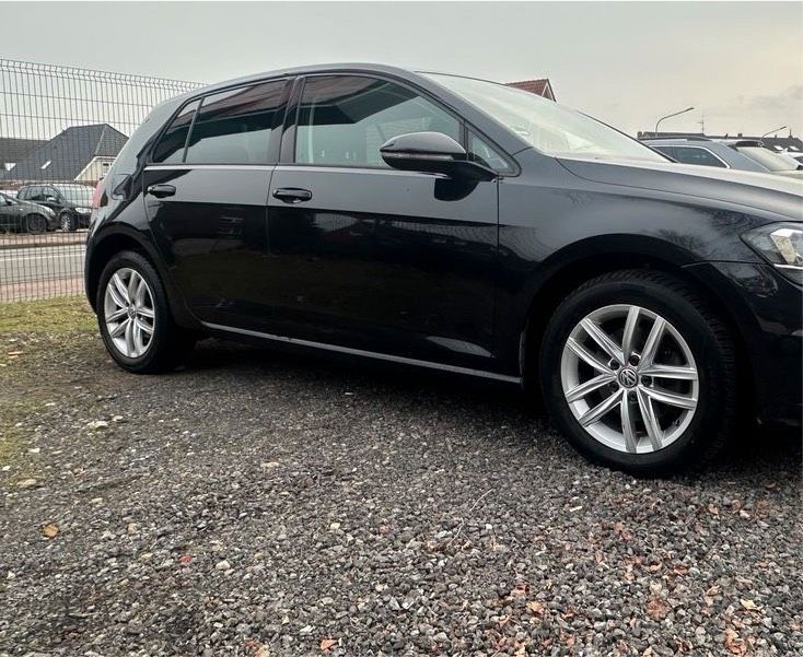 Image of Volkswagen Golf
