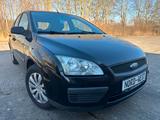 Ford Focus Lim. Trend TÜV NEU!! - Ford Focus aus 2005: Trend
