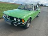 BMW 320i e 21 Oltimer H Kennzeichen - BMW 320 mit Benzin-Antrieb: Coupé, E21