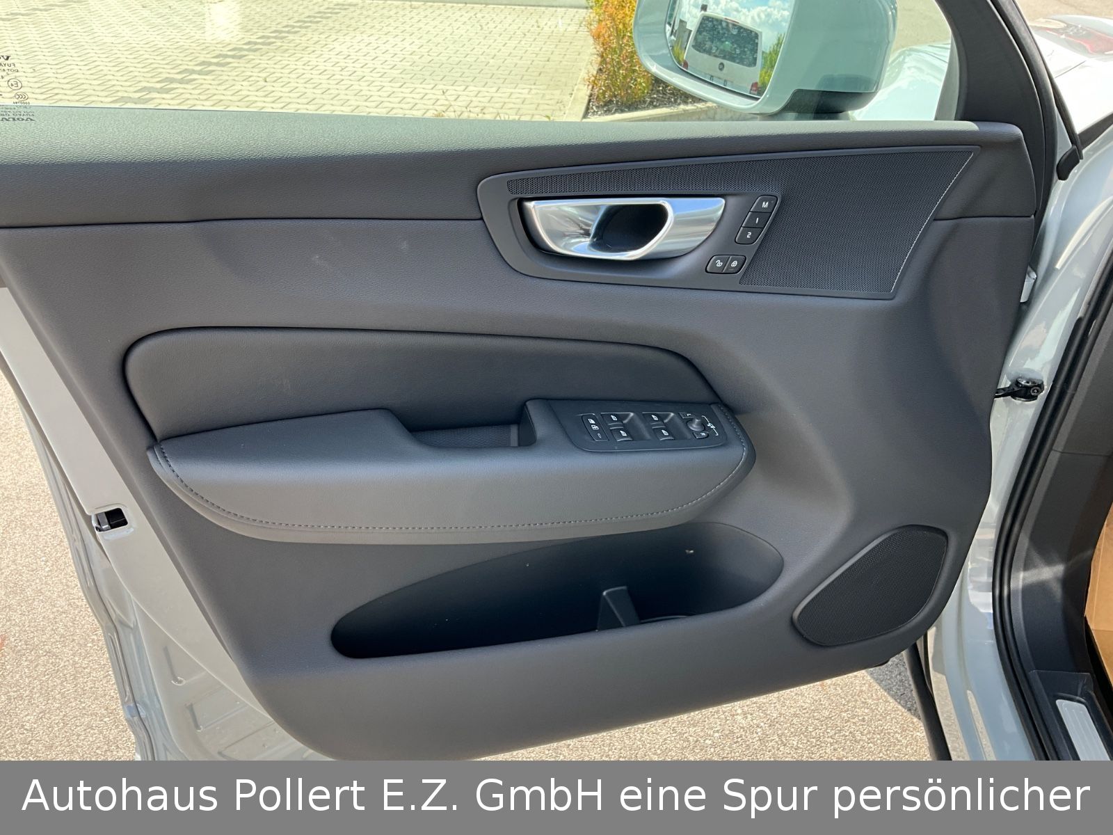 Volvo XC60 T6 Recharge Plug-In Hybrid AWD imagem 3