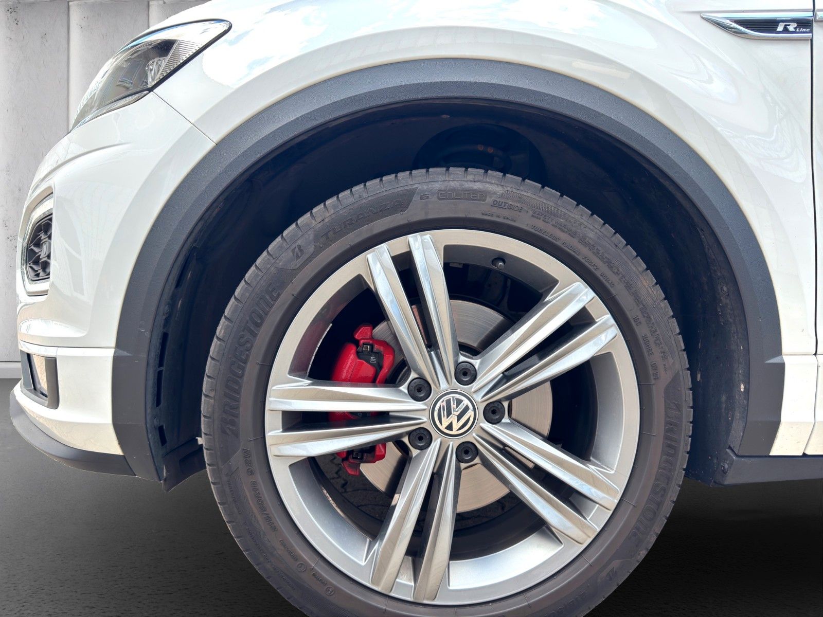 Fahrzeugabbildung Volkswagen T-Roc R-Line*Sport 4M*DSG*AHK*Navi Kamera**