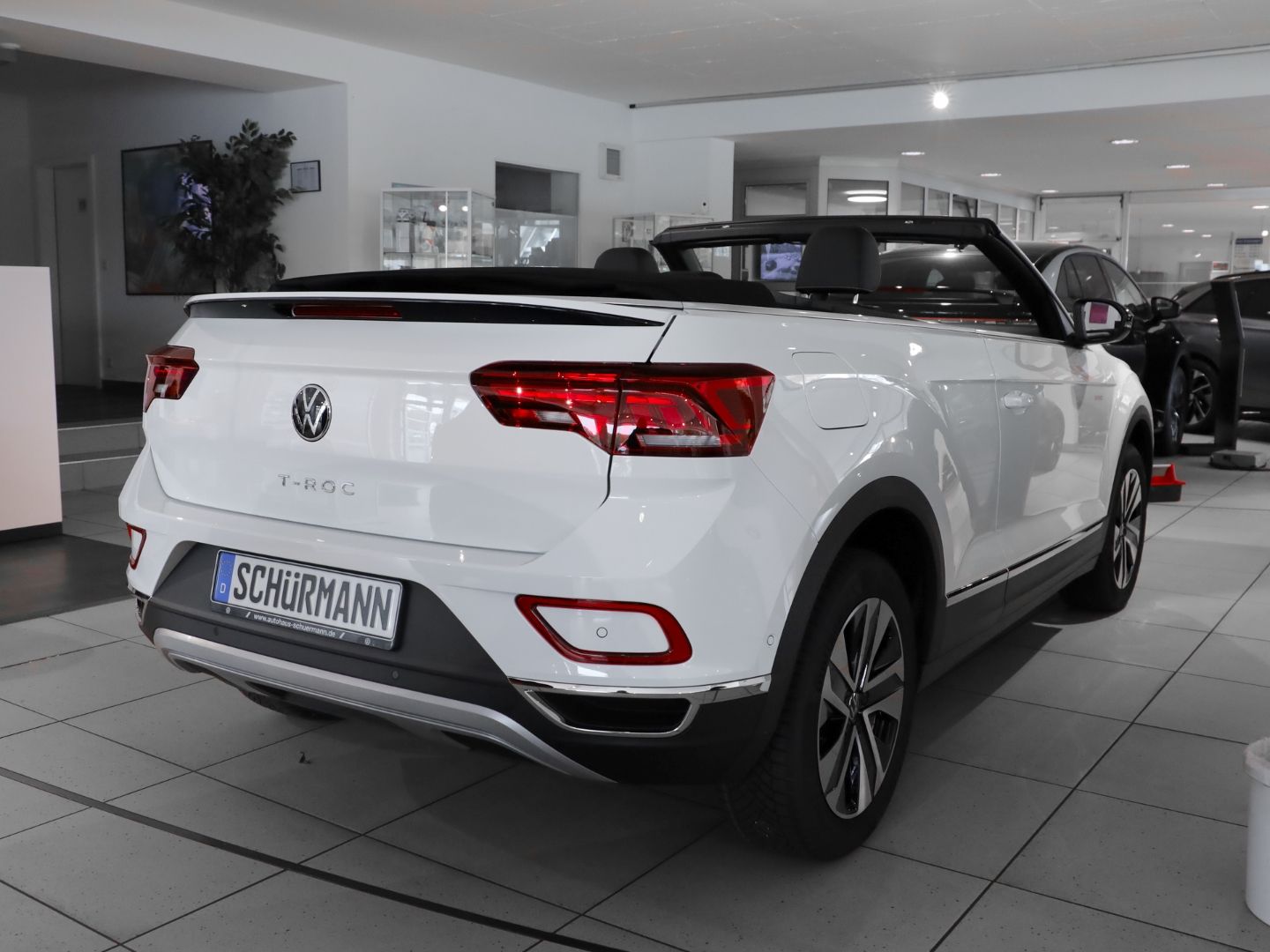 Volkswagen T-Roc Cabriolet ENERGY 1.5 l TSI OPF 110 kW (150 imagem 2