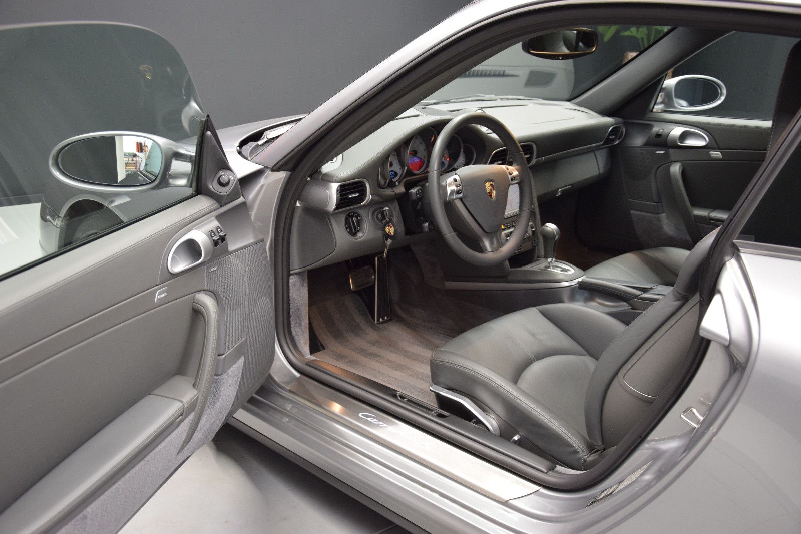 Fahrzeugabbildung Porsche 997 Carrera 4S Coupé Chrono-Plus Sport-AGA Bose