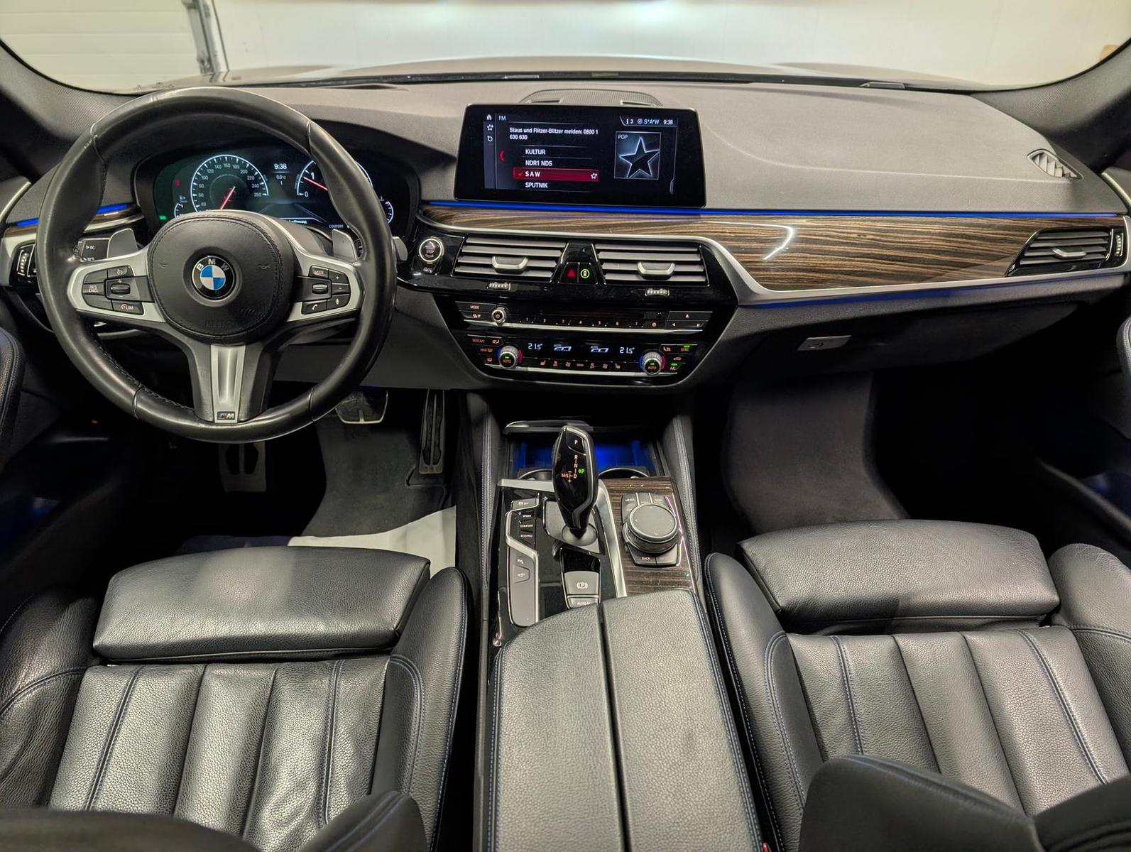 BMW 530d Touring M-Sport LED/AHK/Leder/360°Kam/HUD
