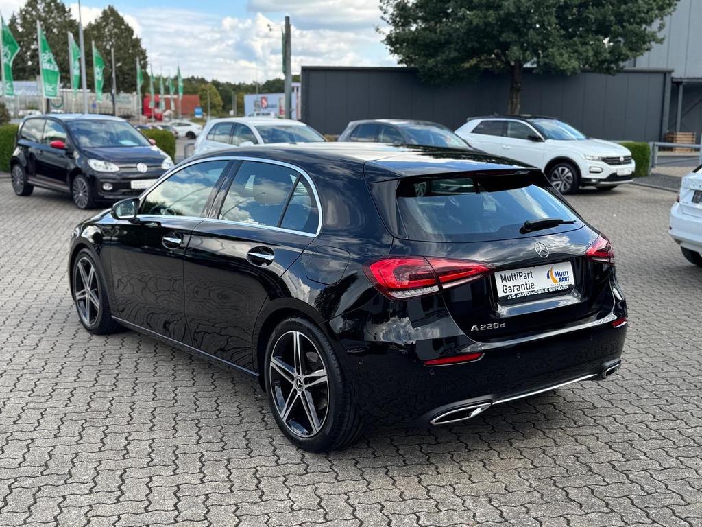 Mercedes-Benz A 220