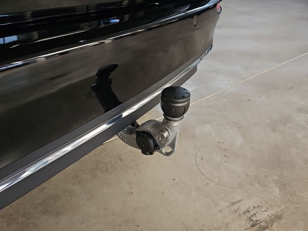 Fahrzeugabbildung Mercedes-Benz C 200 T Avantg. AHK Distronic+ 360° LED Ambie.
