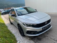 Fahrzeugabbildung Fiat Tipo Limousine Freisprecheinrichtung, isofix ...