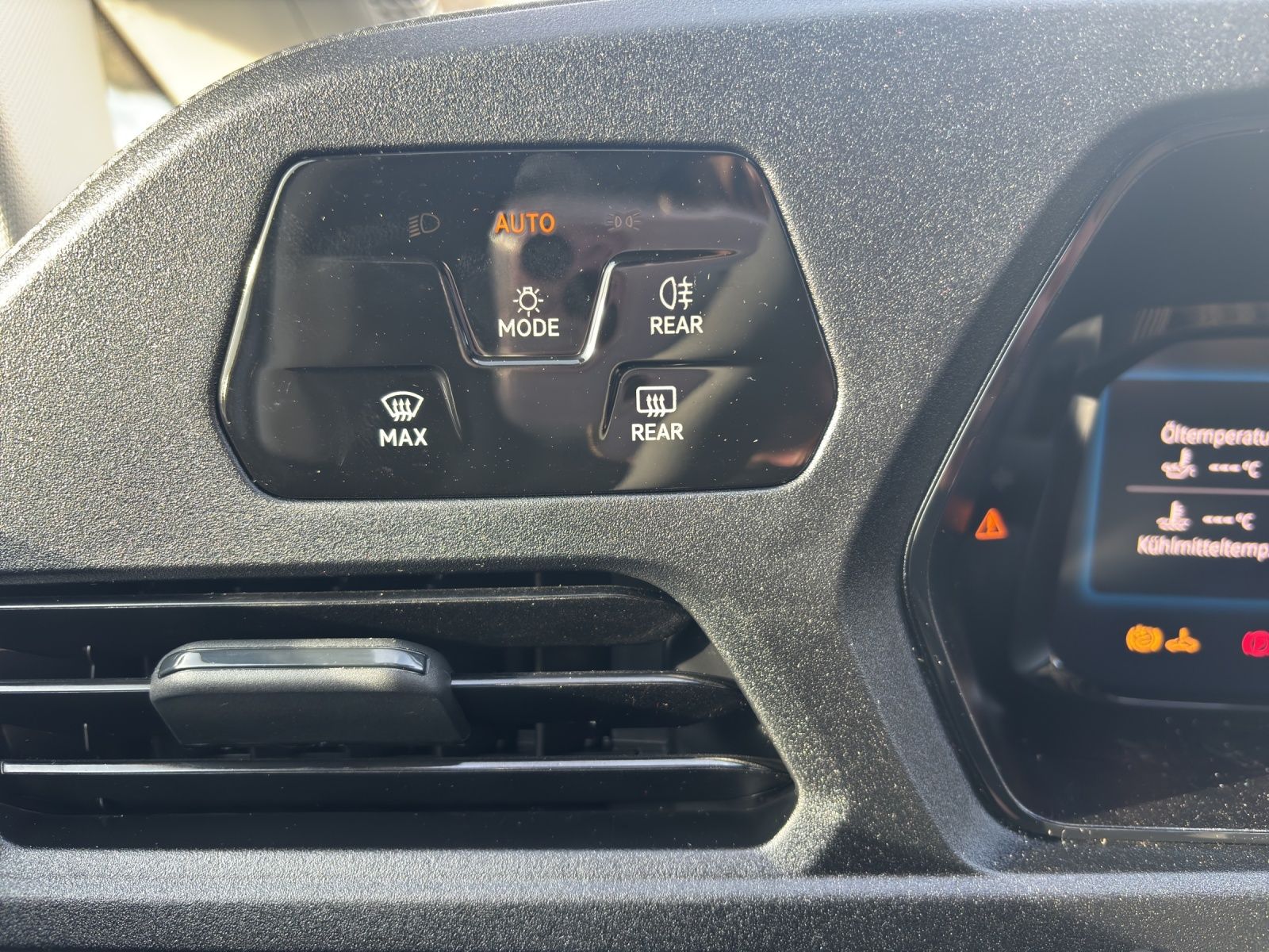 Fahrzeugabbildung Volkswagen Caddy Kasten TDI KLIMA PDC GRA VORB. AHK