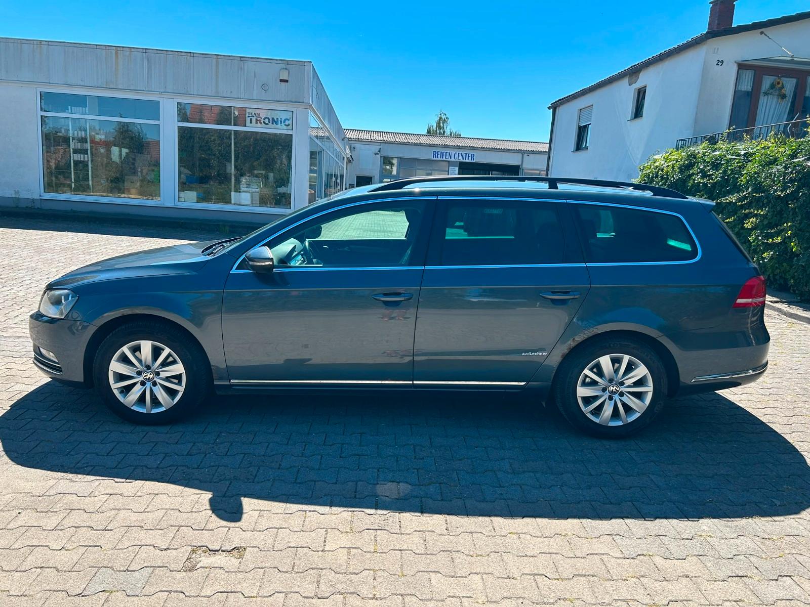 Volkswagen Passat 2011 — photo 11