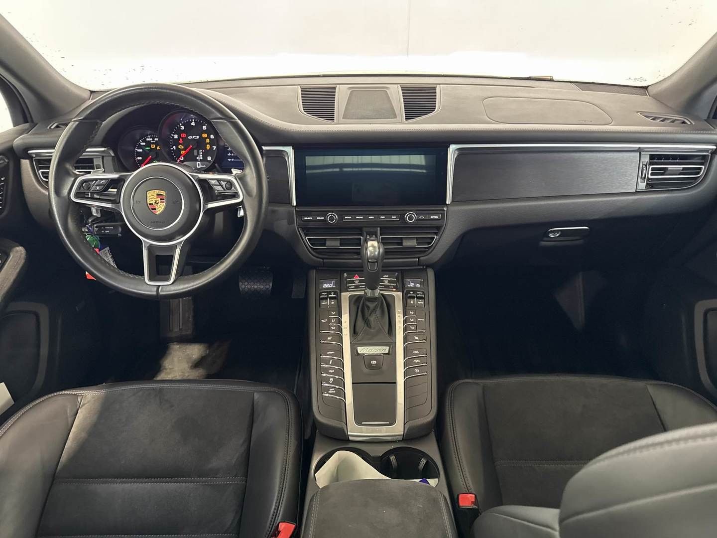 Fahrzeugabbildung Porsche Macan GTS PASM BOSE PANO Memory