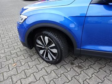 Fotografie des VW T-Roc 1.5 TSI Move*Navi*LED*SHZ*PDC*Alu Klima