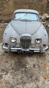 Jaguar Daimler - graue Jaguar Daimler