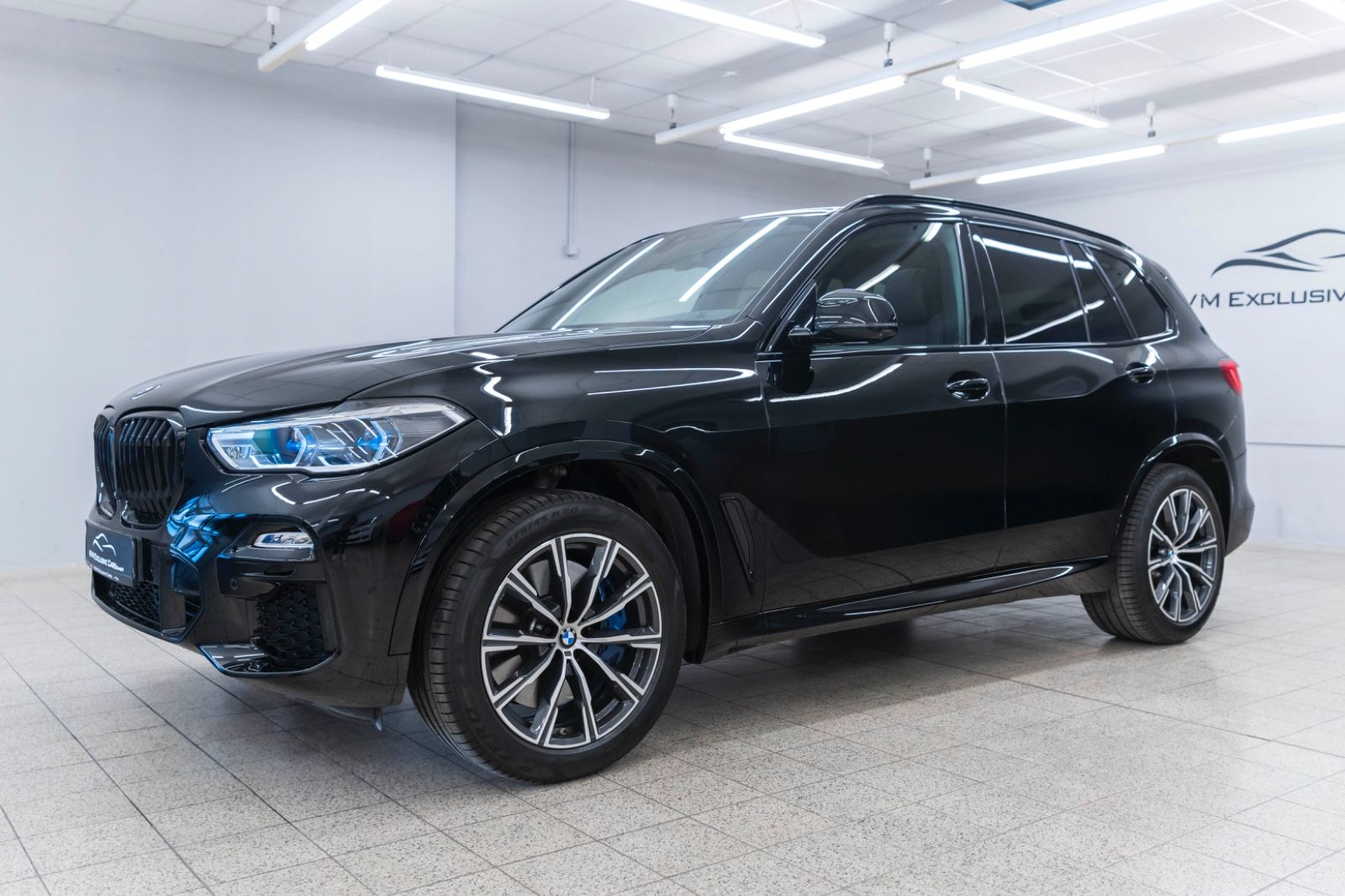Fahrzeugabbildung BMW X5 xDrive40i M-Sportpaket HUD 360° H&K LED PDC
