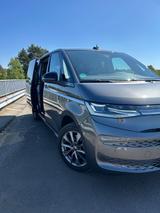 Volkswagen T7 Multivan 2,0 TSI OPF DSG Style Style - VW T7 von privat