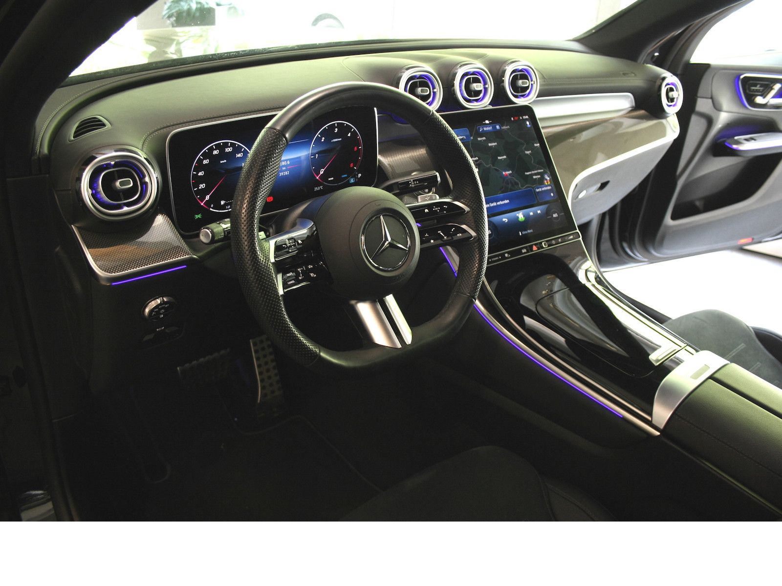 Fahrzeugabbildung Mercedes-Benz GLC 220 d Coupe AMG Plus *AHK*Memory*Pano-Dach*