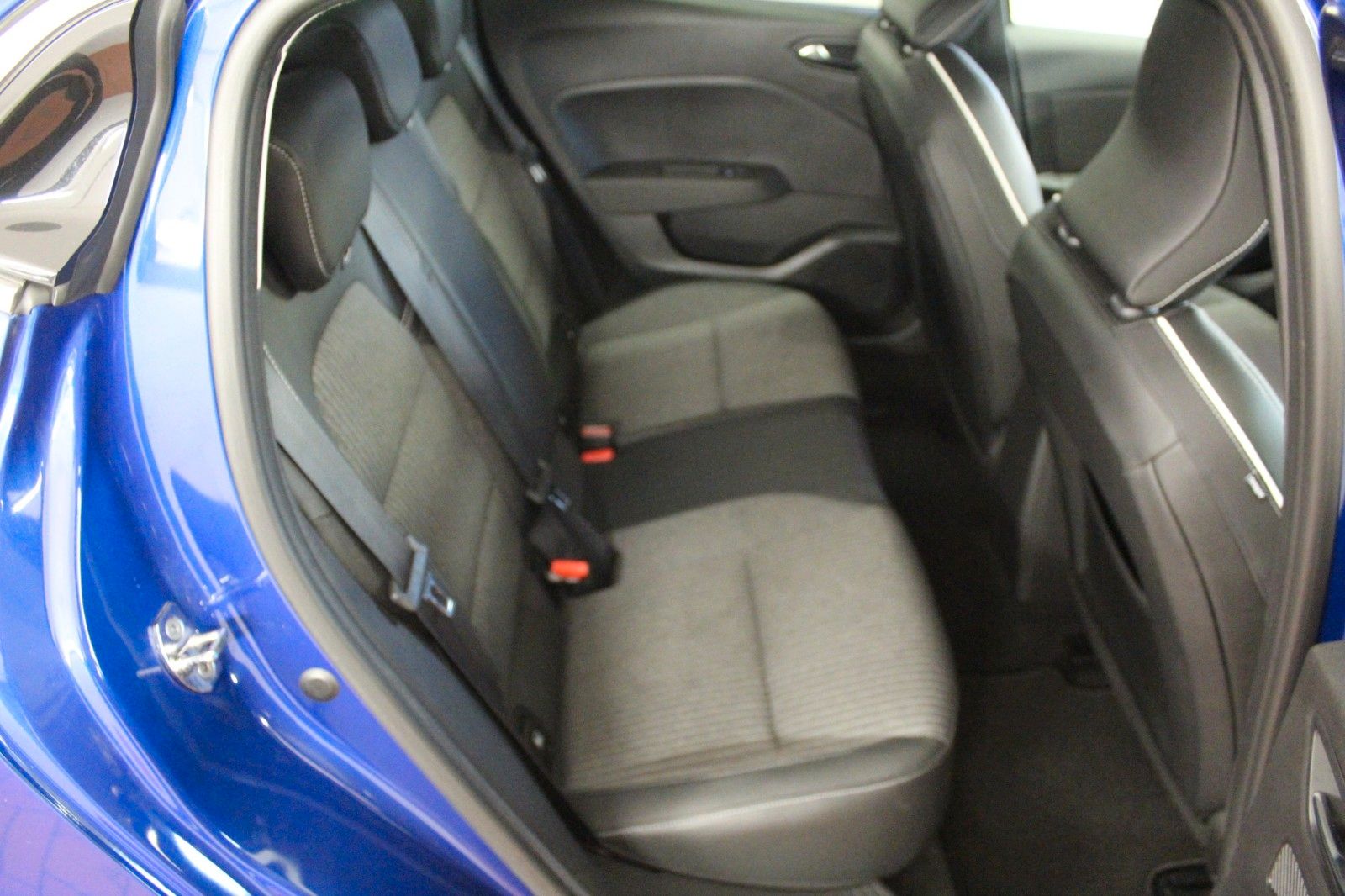 Fahrzeugabbildung Renault Clio TCe 90 Intens*Winterpaket*City Paket*